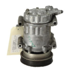 Compresseur clim RENAULT CLIO 3 Photo n°3