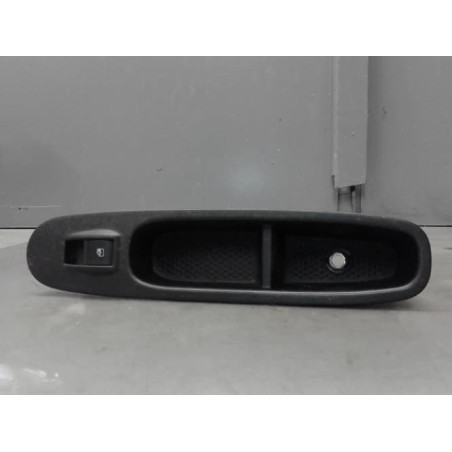 Interrupteur de leve vitre avant droit FIAT GRANDE PUNTO Photo n°1