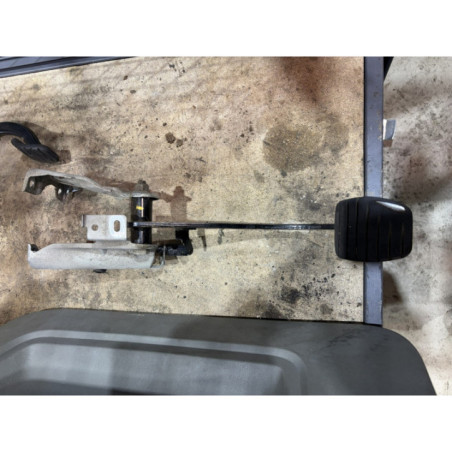 Pedale de frein RENAULT TRAFIC 2 Photo n°1