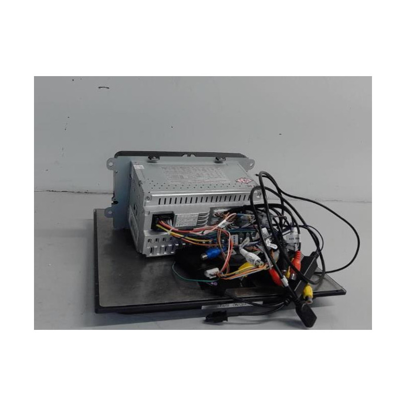 Autoradio d'origine VOLKSWAGEN PASSAT 5