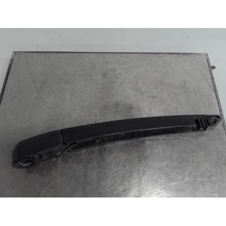 Bras essuie glace arriere TOYOTA COROLLA VERSO 2