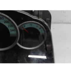 Compteur TOYOTA COROLLA VERSO 2 Photo n°3