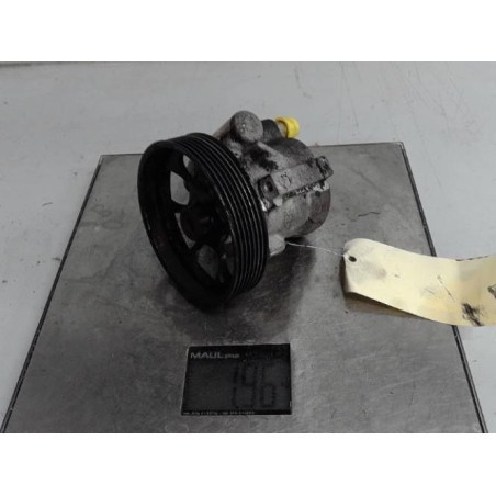 Pompe de direction RENAULT LAGUNA 2 Photo n°1