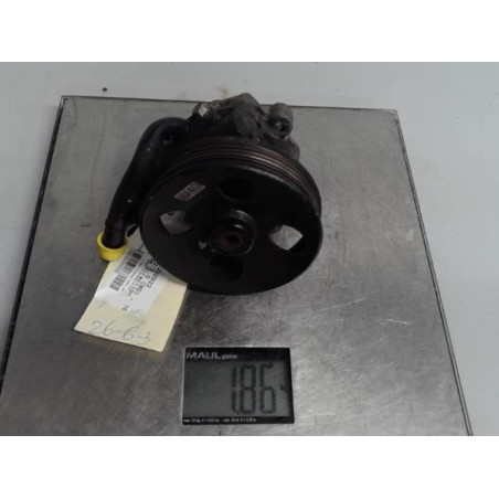 Pompe de direction KIA CARENS 2 Photo n°1