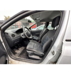 Compresseur clim RENAULT CLIO 3 Photo n°13