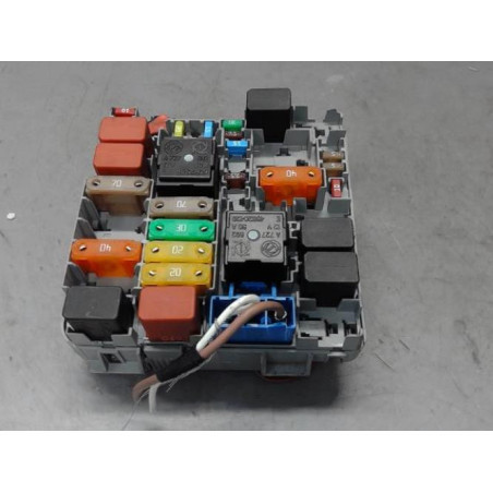 Boitier servitude moteur (BSM) FIAT PUNTO EVO 3 Photo n°1