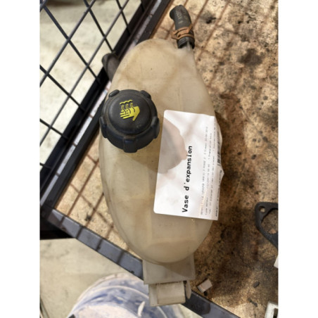 Vase d'expansion RENAULT TRAFIC 2 Photo n°1
