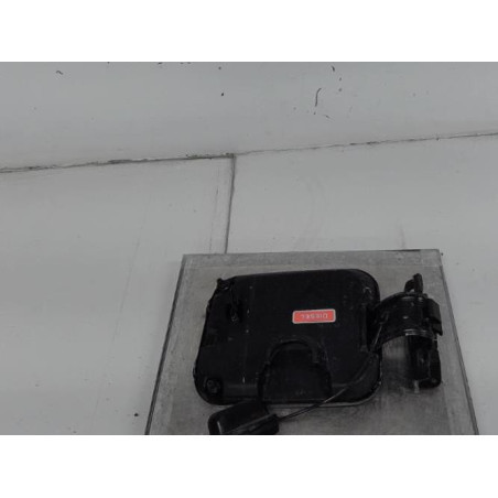 Trappe d'essence INFINITI Q50