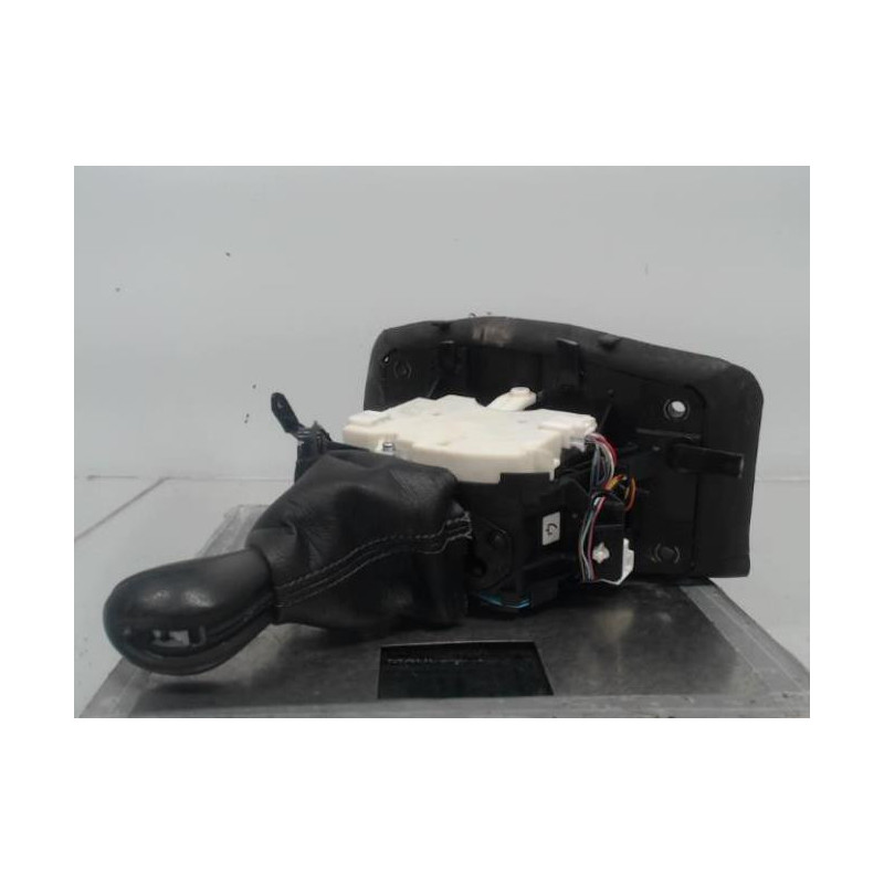 Levier de vitesses INFINITI Q50