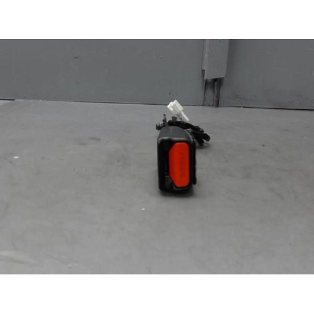 Attache ceinture avant droit NISSAN PULSAR Photo n°1