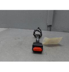 Attache ceinture avant gauche NISSAN PULSAR