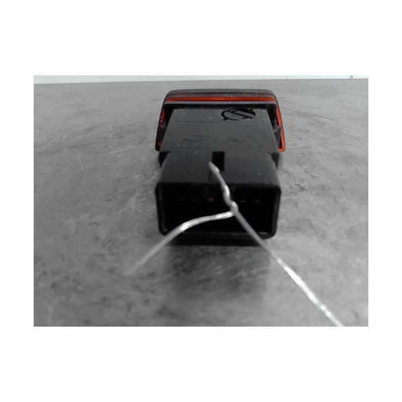 Bouton de warning HYUNDAI GENESIS