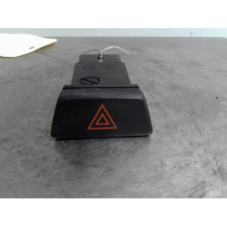 Bouton de warning HYUNDAI GENESIS