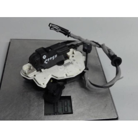 Serrure avant gauche VOLKSWAGEN POLO 5