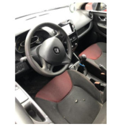 Attache ceinture avant gauche RENAULT CLIO 4 Photo n°4