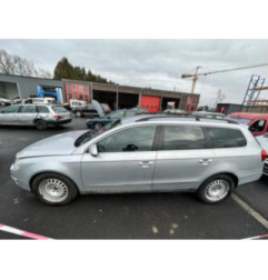 Pompe de direction VOLKSWAGEN PASSAT 5 Photo n°16