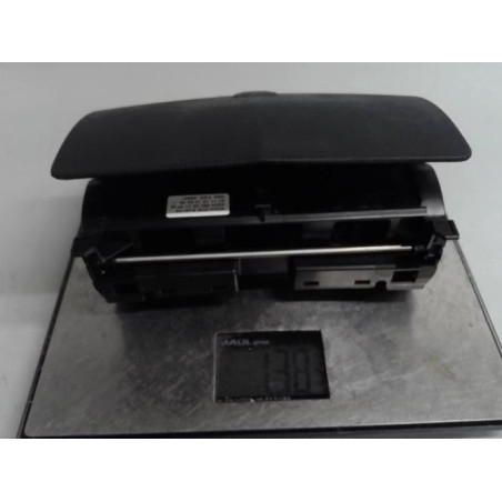 Ecran GPS MERCEDES CLASSE C 204 Photo n°1