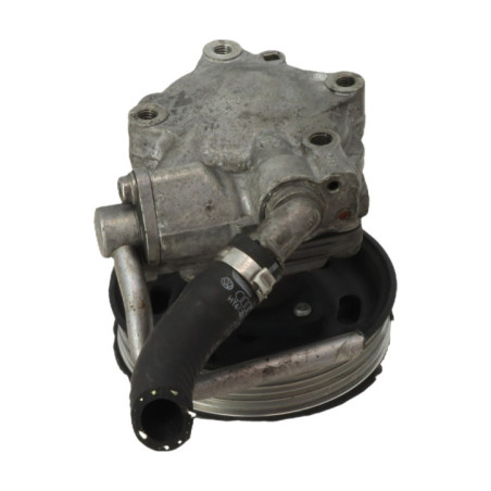 Pompe de direction AUDI A4 3 Photo n°1