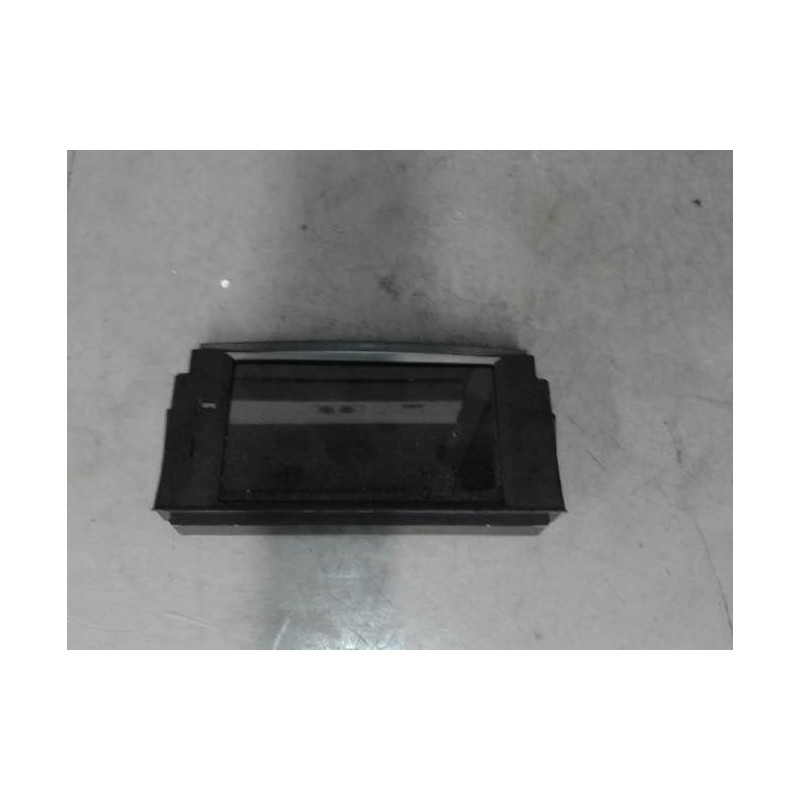 Ecran GPS MERCEDES CLASSE C 204