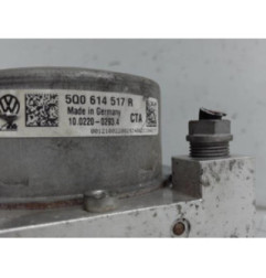 Bloc ABS (freins anti-blocage) VOLKSWAGEN GOLF 7 Photo n°4