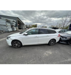 Volant PEUGEOT 308 2 SW Photo n°9