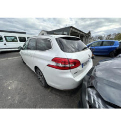 Volant PEUGEOT 308 2 SW Photo n°16