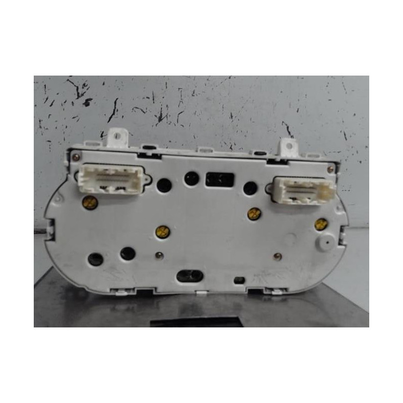 Compteur MITSUBISHI OUTLANDER 1