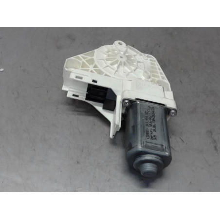 Moteur leve vitre avant droit AUDI A1 1