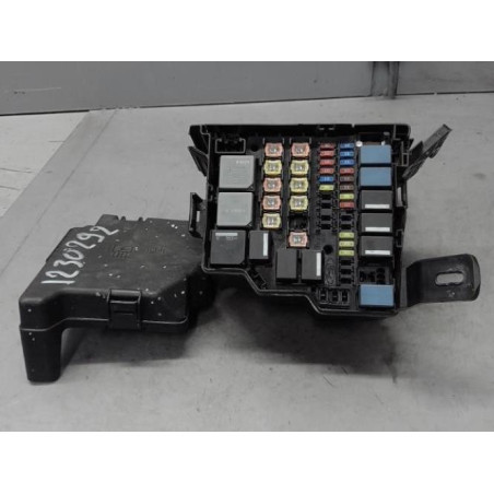 Boitier servitude moteur (BSM) FORD FIESTA 6 Photo n°1