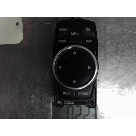 Commande GPS BMW SERIE 3 F30