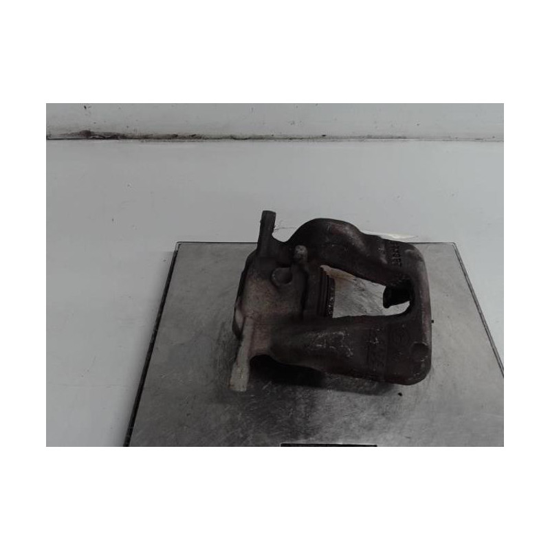 Etrier avant gauche (freinage) MERCEDES CLASSE B 246