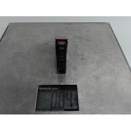 Bouton de warning KIA CARNIVAL 1