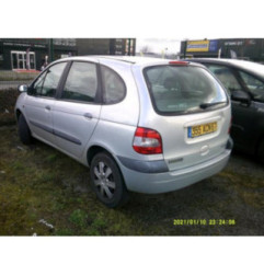 Compresseur clim RENAULT SCENIC 1 Photo n°8