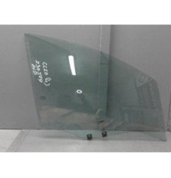 Vitre avant droit RENAULT CLIO 4 Photo n°1