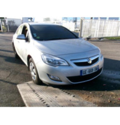 Aile avant droit OPEL ASTRA J Photo n°3