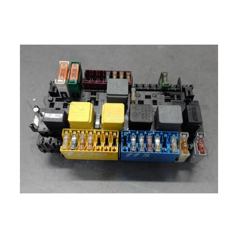 Boitier servitude moteur (BSM) MERCEDES CLASSE B 246