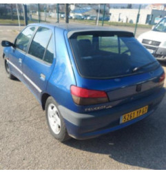 Trappe d'essence PEUGEOT 306 Photo n°6