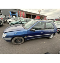 Trappe d'essence PEUGEOT 306 Photo n°12