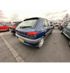 Trappe d'essence PEUGEOT 306 Photo n°13