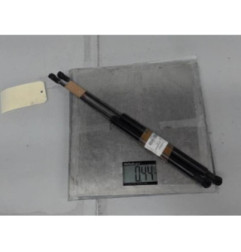 Verin de coffre SUZUKI IGNIS 3 Photo n°1