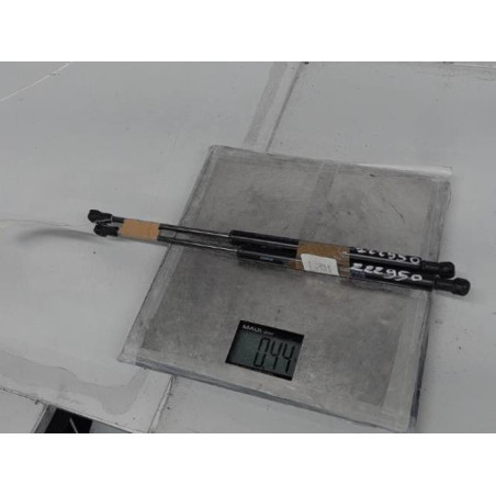 Verin de coffre SUZUKI IGNIS 3