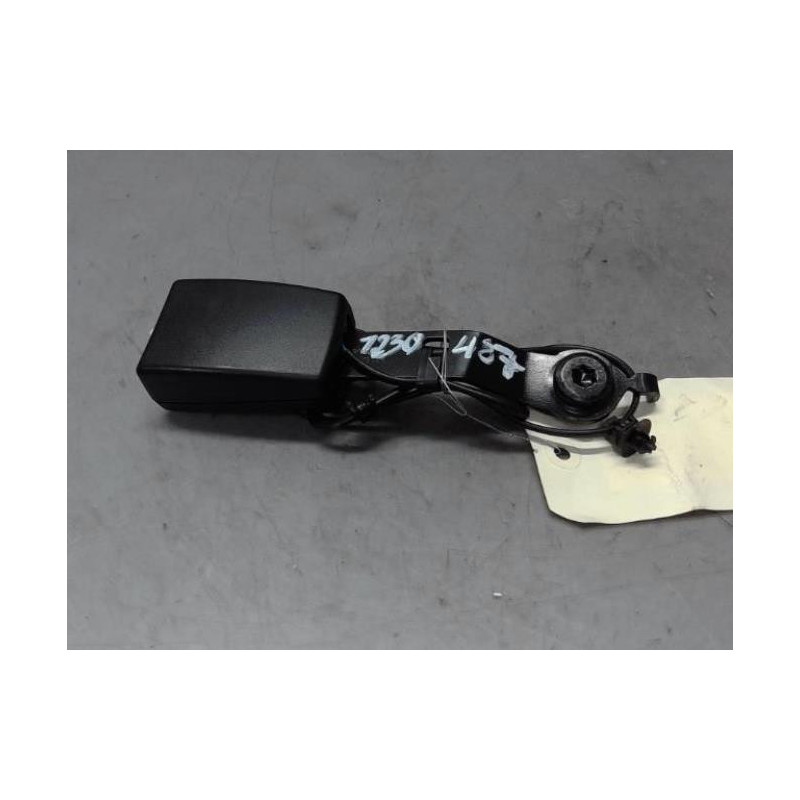 Attache ceinture avant droit ALFA ROMEO MITO