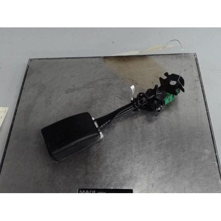 Attache ceinture avant gauche DACIA SANDERO 3 STEPWAY