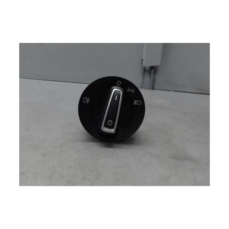 Commande de phare VOLKSWAGEN POLO 5