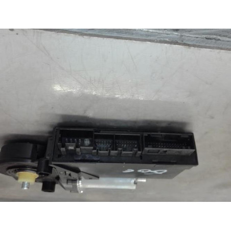 Moteur leve vitre avant droit AUDI A4 2