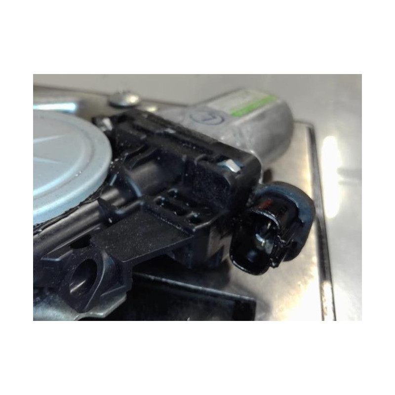 Moteur leve vitre avant gauche SUZUKI ALTO 3