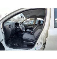 Attache ceinture avant gauche NISSAN MICRA 4 Photo n°12