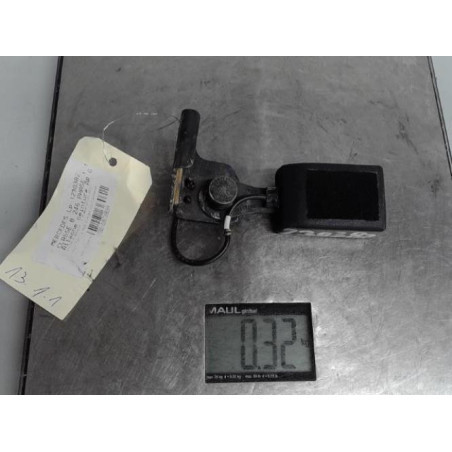 Attache ceinture arriere gauche MERCEDES CLASSE B 246