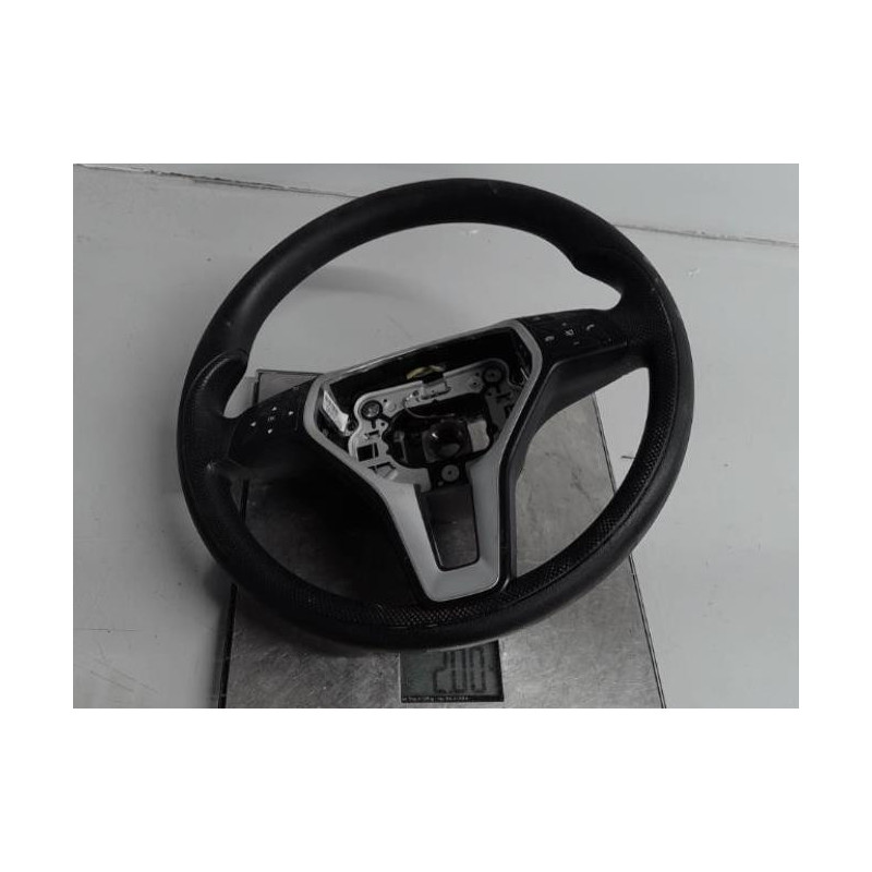 Volant MERCEDES CLASSE B 246