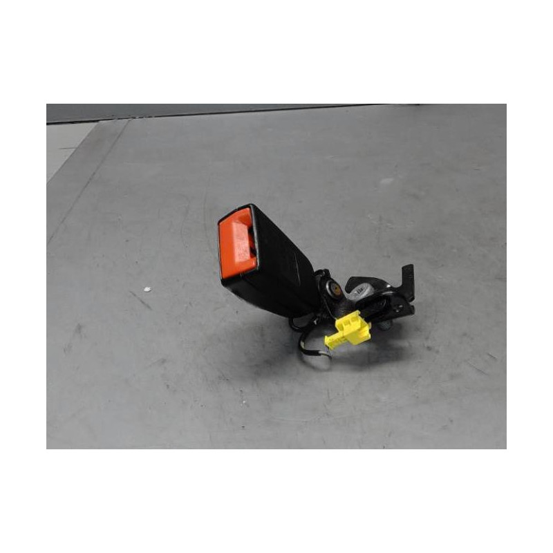 Attache ceinture arriere gauche MERCEDES CLASSE E 212